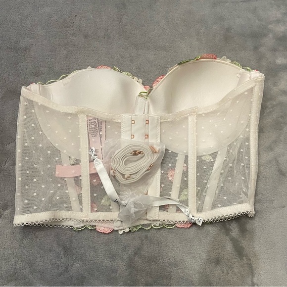 New! Victorias Secret bustier bra top cherries strawberries white 4282 - Picture 8 of 9